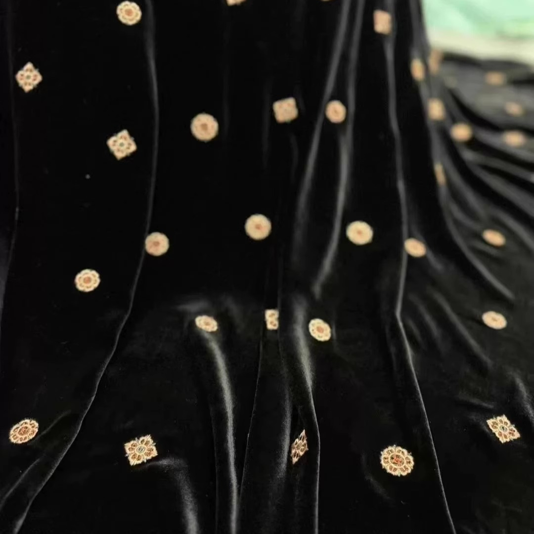 135CM 와이드 블랙 그린 수 놓은 실크 벨벳 원단  - Velvet Fabric Embroidery 리뷰 및 가격