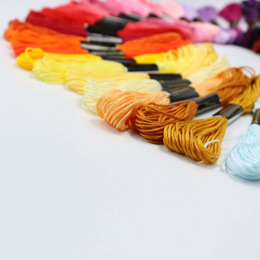 50가지 색상의 십자수실을 고정했습니다. 테릴렌 면 자 - Embroidery Diy 리뷰 및 가격
