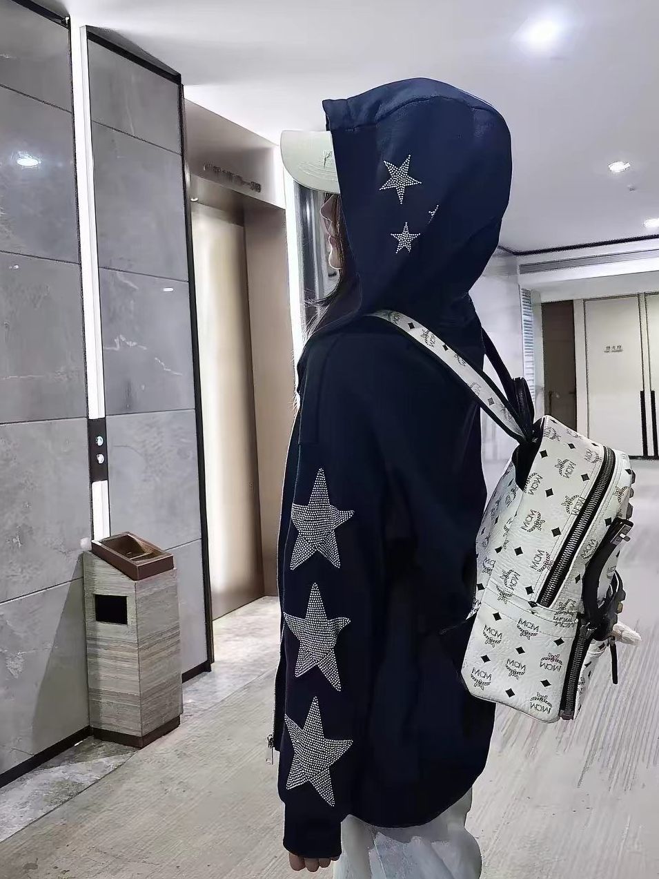 한국 빈티지 네이비 블루 스타 라인스톤 자수 지퍼업 후 - Embroidery Zip Up Hoodie 리뷰 및 가격